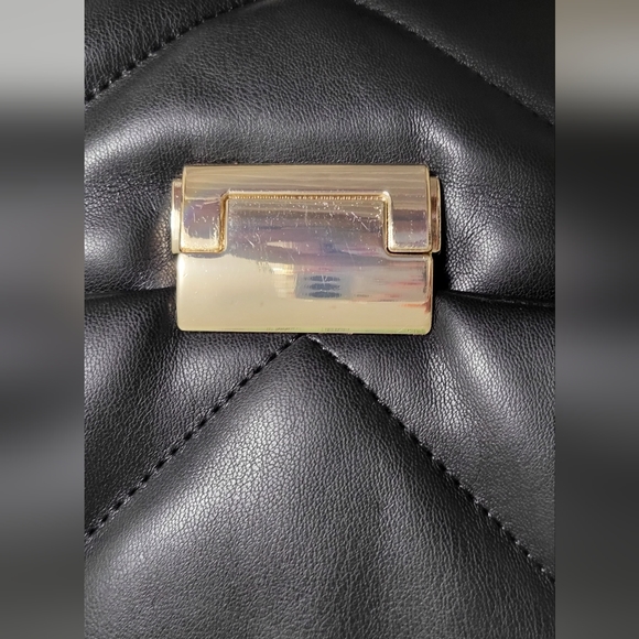 Zara Quilted Puffy Flap Bag with Chain and Leather Shoukder Strap - Picture 12 of 16